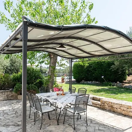 Trulli Nora Con Piscina By Wonderful Italy